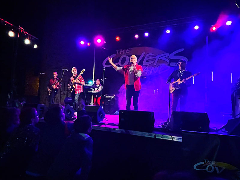 'The Covers' van actuar el passat cap de setmana amb motiu de la Festa Major i del Vi Nou de Calonge. (Foto: Ajuntament de Calonge i Sant Antoni).