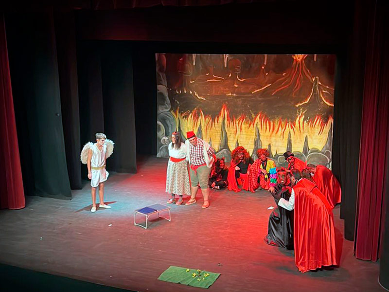 Una escena de l'estrena dels Pastorets dels Showboys, en una imatge d'arxiu. (Foto: La Trini).