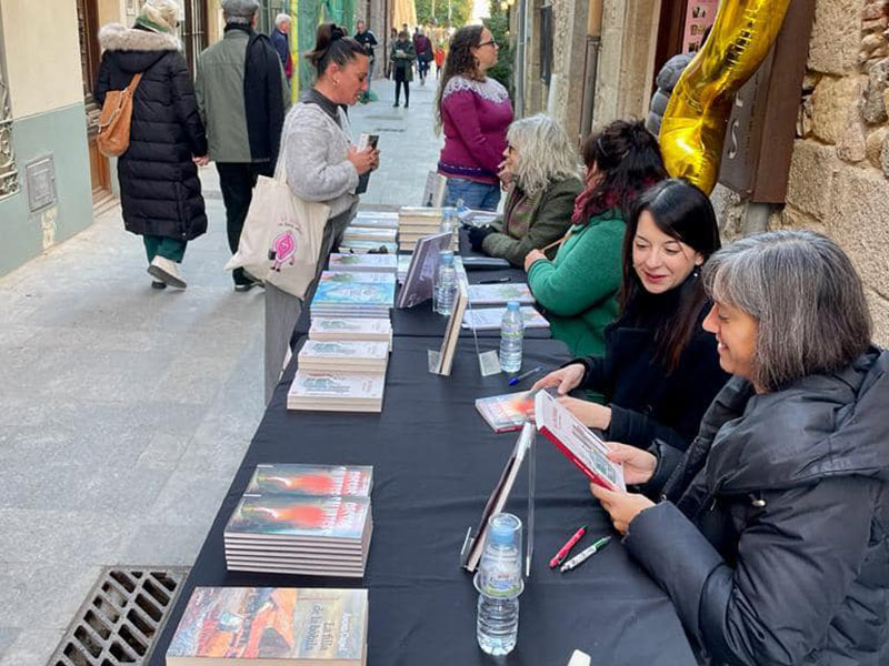 Celebració del segon aniversari de 'Calonge Poble de Llibres'. (Foto: Ajuntament de Calonge i Sant Antoni).