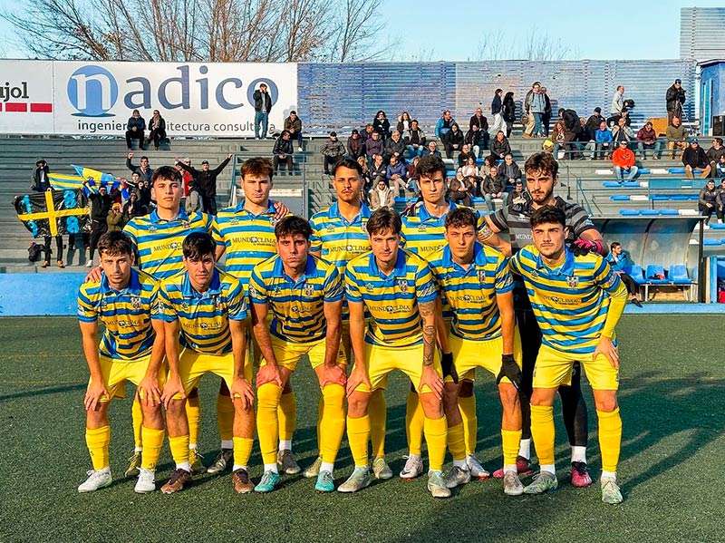 L'onze inicial del Palamós en el partit disputat avui al camp del Granollers. (Foto: Palamós CF).