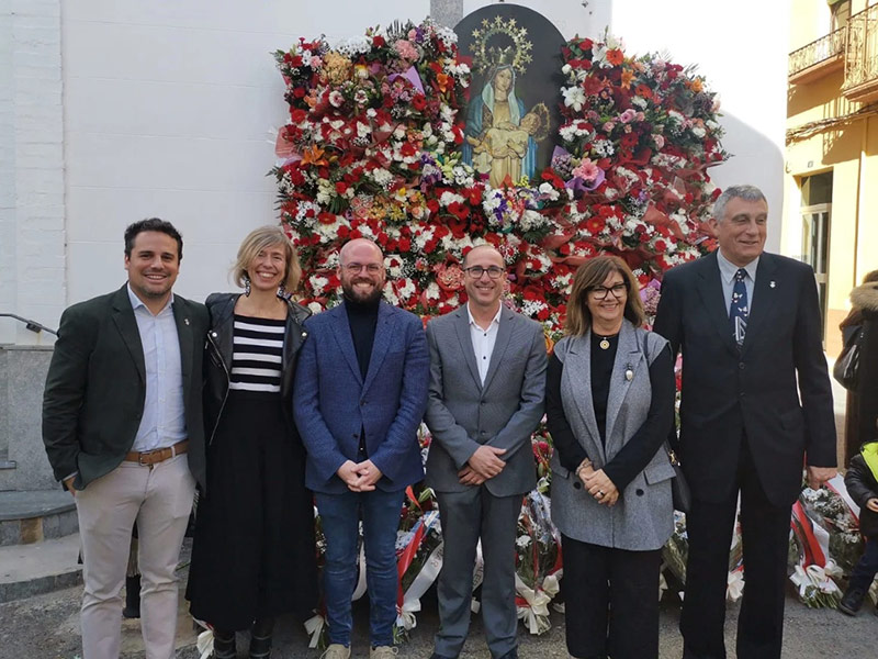 La delegació palamosina, amb l'alcalde i regidors de govern de l'Ajuntament, a l'Ametlla de Mar. (Foto: Ajuntament de Palamós).