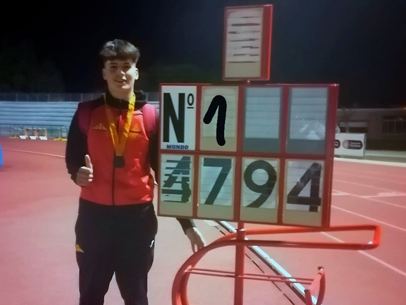 En Ferran Pau Fanés s'ha proclamat campió de Catalunya en la prova de Llançament de Disc amb un registre de 47,94m.