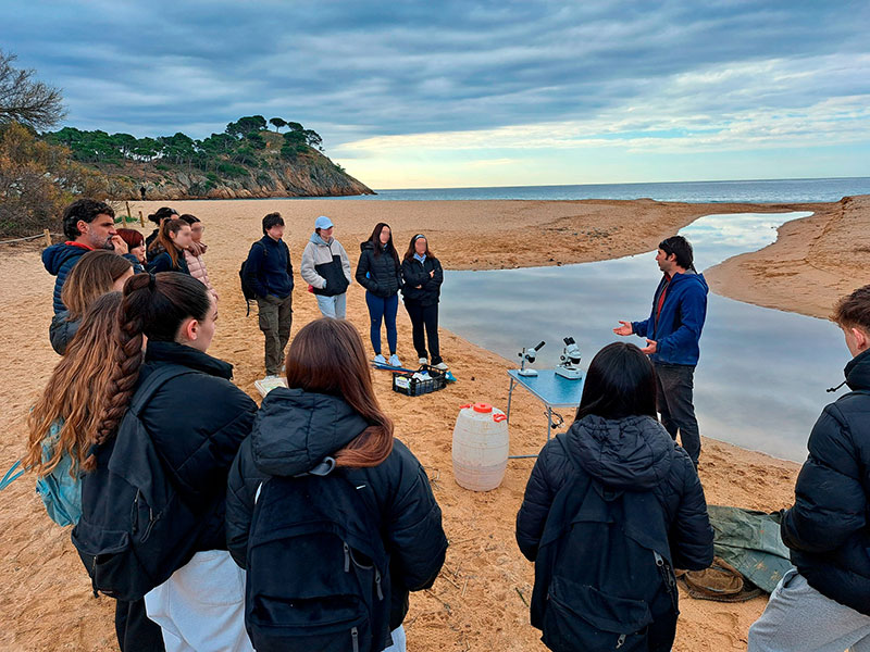 L’Ajuntament de Palamós organitza tallers mediambientals i de descoberta de l’entorn natural. (Foto: Ajuntament de Palamós).