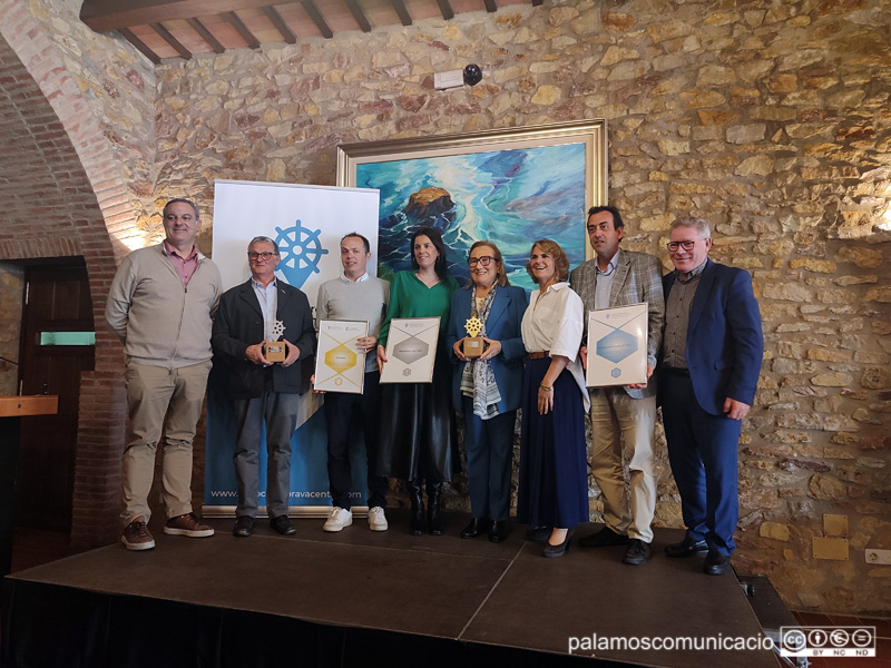 Els guardonats, ahir en la gala celebrada al restaurant la Sala de l'Isaac, a Llofriu.