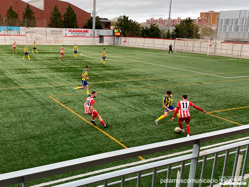 El Palamós va sumar un punt en la seva visita al camp del Viladecans.