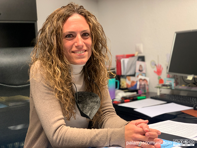 Marta Ponsa és Economista i llicenciada en Administració i Direcció d'Empreses.