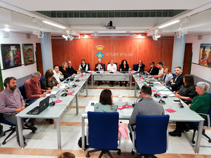 Imatge del Ple de l'Ajuntament de Palamós celebrat ahir. (Foto: Ajuntament de Palamós).