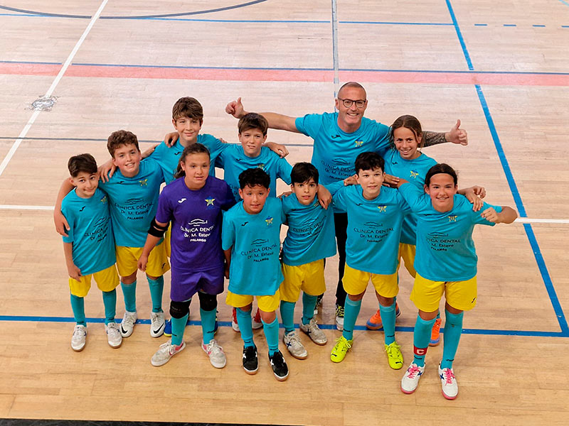 L'Star Futsal tanca la temporada amb la Copa Girona, el títol de la lliga gironina, i l'ascens. (Foto: Star Futsal Palamós).