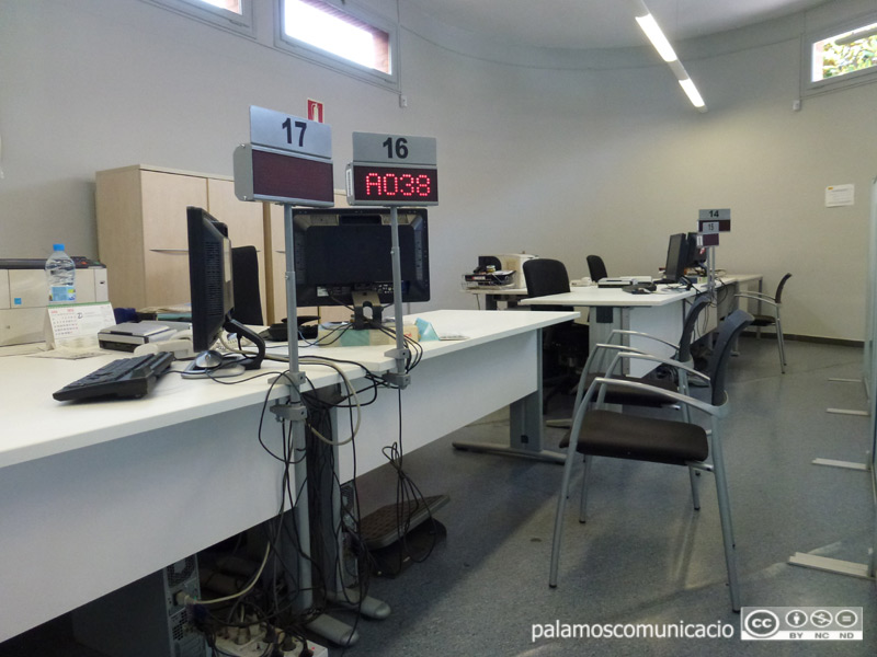 L'Oficina de Treball de la Generalitat a Palamós.