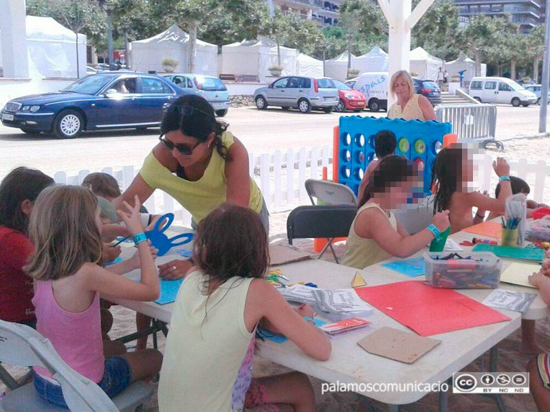 Imatge d'arxiu de l'Àrea Activa de la platja Gran de Palamós.