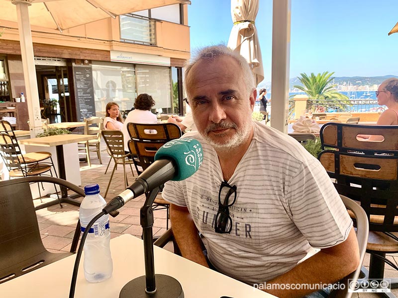 Fel Faixedas, director del festival 'Riures', ahir en el decurs del programa Ple al 15.