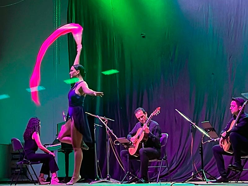 'Aires latinos', espectacle de piano, guitarra, recitat i dansa, demà a La Gorga. (Foto: Festival de Guitarra Girona - Costa Brava).