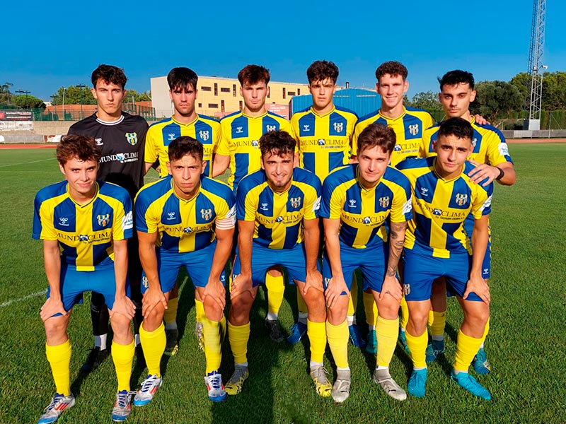 L'onze inicial del Palamós en el darrer amistós davant el Sant Andreu. (Foto: Sergi Cortés).