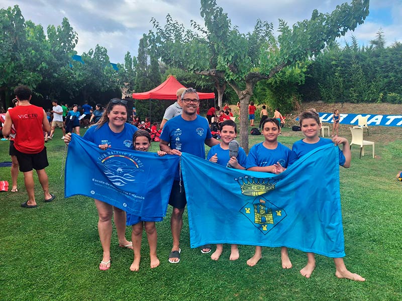 Un equip de competició del CN Palamós, aquesta temporada passada. (Foto: CN Palamós)