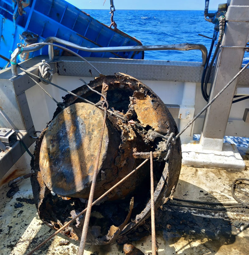 Les restes de la mina a bord de la Nova Gasela. (Foto: Nova Gasela)