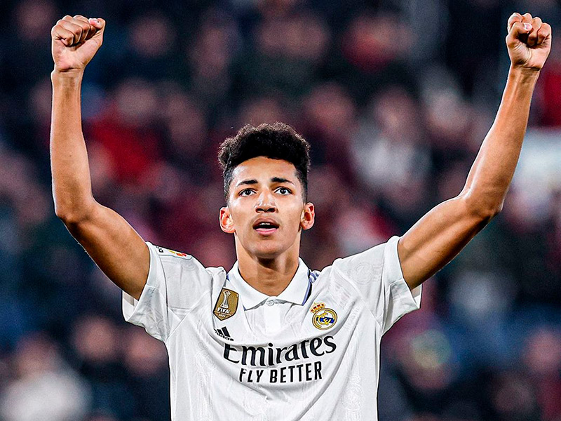 El palamosí Álvaro Rodríguez celebrant un gol amb el Madrid.  (Foto: Real Madrid).