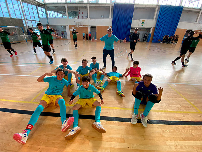 L'Star Futsal Palamós va quedar campió del grup gironí de la Primera Divisió de futbol sala d'alevins. (Foto: Star Futsal Palamós).
