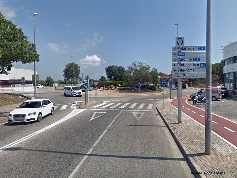 Feines d'asfaltatge provocaran demà un tall de circulació a la rotonda de la gasolinera de Sant Joan. (Foto: Google Maps).