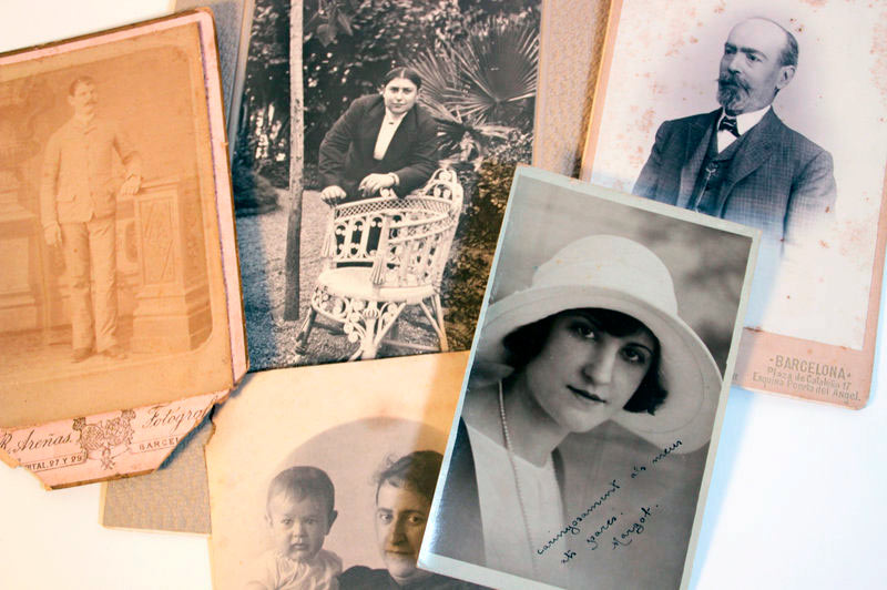 L'arxiu fotogràfica de la família Collboni. (Foto: Bonanova Subastas).