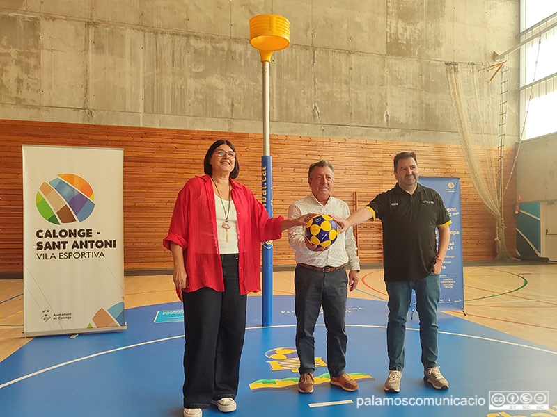 La presentació del Campionat d'Europa de Korfbal s'ha fet aquest matí al pavelló de Calonge.