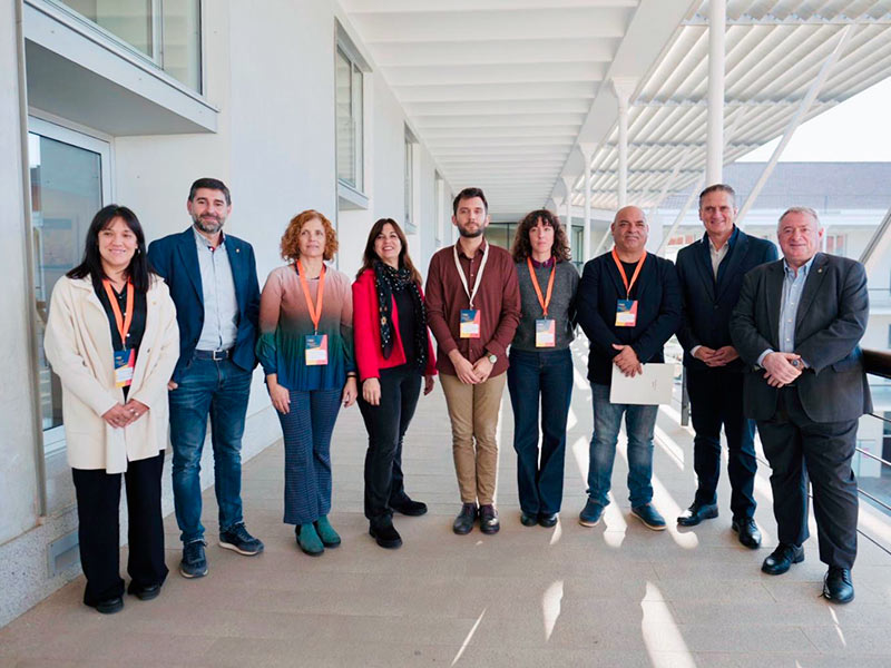 Representants de les Diputacions i de la Federació Catalana de Municipis. (Foto: Federació Catalana de Municipis).