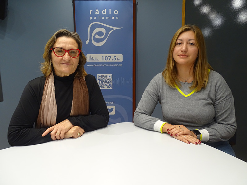 Lali Murillo i Fernanda Oliveira, de ll'Associació d'Afectats de Fibromiàlgia del Baix Empordà.