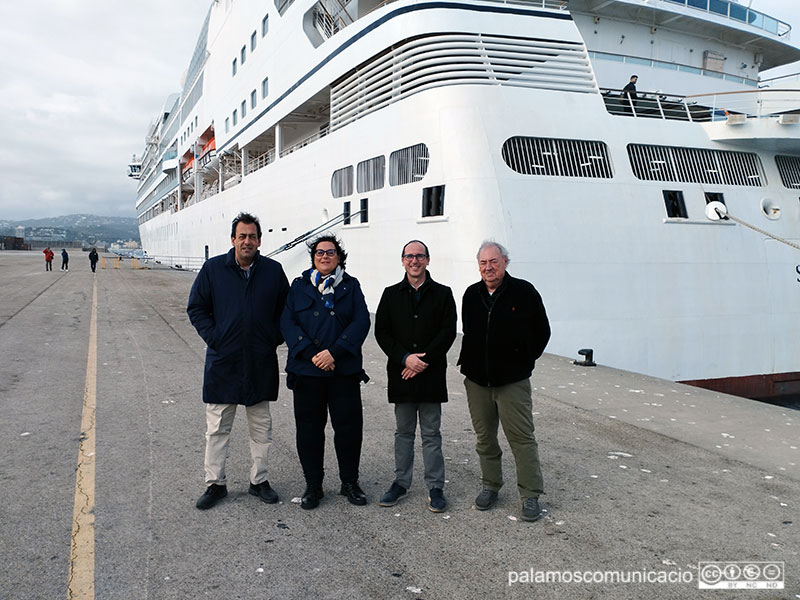 El Seabourn Sojourn va tancar ahir la temporada de creuers 2024 a Palamós.