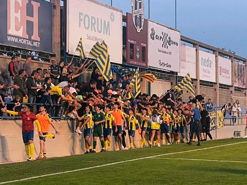 La Penya Sport, 40 anys animant al Degà. (Foto: Penya Sport Palamós).