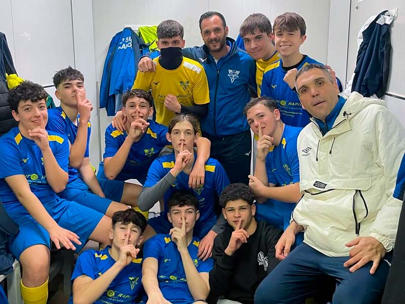 L'equip cadet del Club Futbol Sala Palamós. (Foto: Club Futbol Sala Palamós).