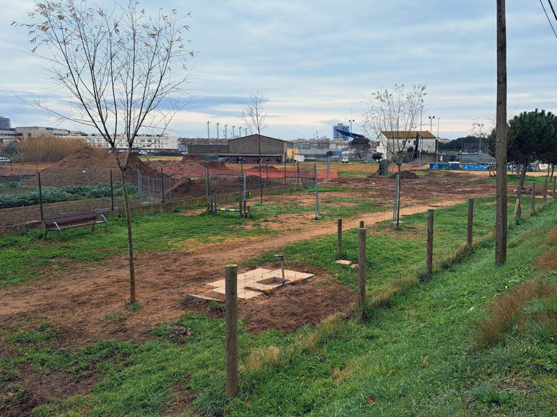 La zona d'espai d'esbarjo de mascotes del Pla de Nau. (Foto: Ajuntament de Palamós).