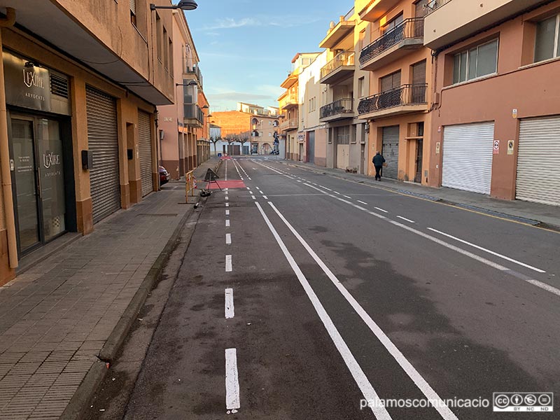 El nou carril bici al carrer dels Rentadors.