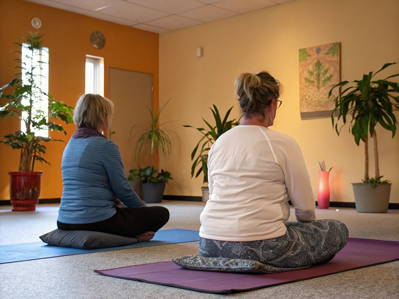 El taller de meditació es fa avui a les 7 de la tarda a la Biblioteca. (Foto: Generada per IA - Recraft).
