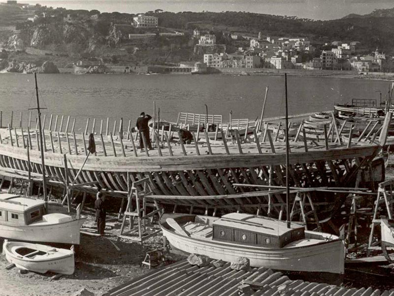 'Expertesa a bord'. La mirada del mestre d’aixa, demà al Museu de la Pesca. (Foto: Museu de la Pesca).