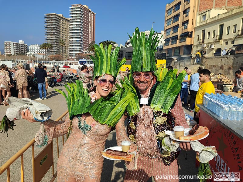Els Kins20 organitzen avui una nova edició de la seva tradicional calçotada.