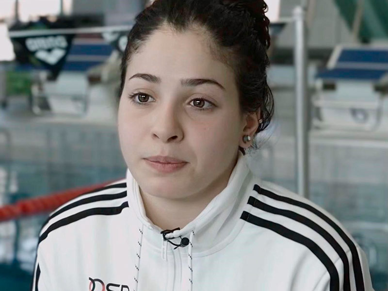La nedadora i activista siriana pels drets dels refugiats, Yusra Mardini. (Foto: Cooperació Catalana - Gencat.cat).