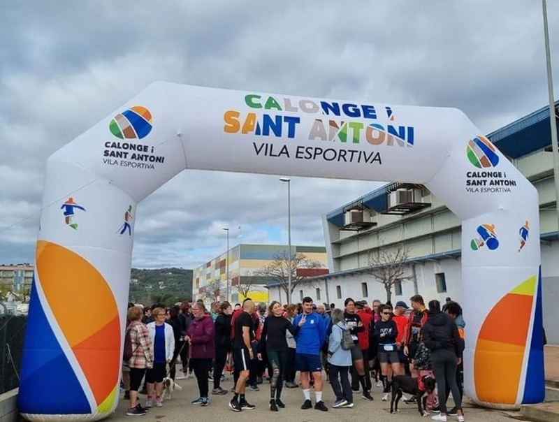 Sortida de la Marxa Mundet, en una imatge d'arxiu. (Foto:  Germandat Arturo Mundet).