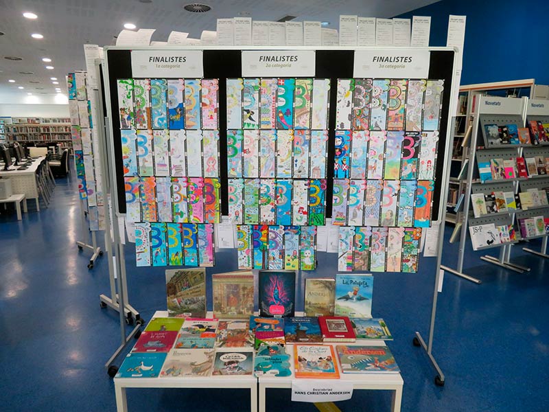 Els finalistes del XXIII Concurs de dibuix de punts de llibre. (Foto: Biblioteca Lluís Barceló i Bou).