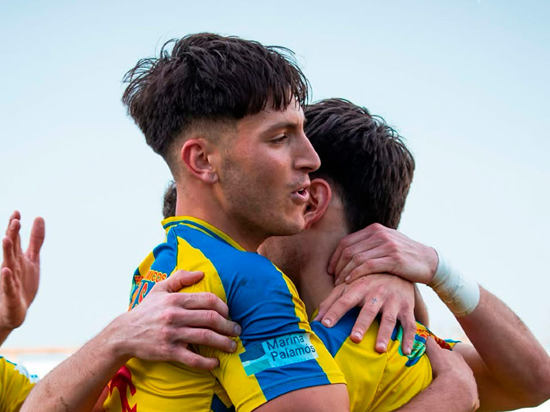 El Palamós necessita la victòria demà davant el Vilanova per tenir opcions de mantenir la categoria. (Foto: Palamós CF - Laura Heras).