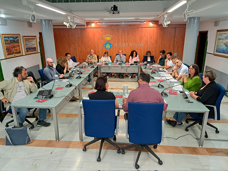 El Ple de l'Ajuntament de Palamós celebrat ahir. (Foto: Ajuntament de Palamós).