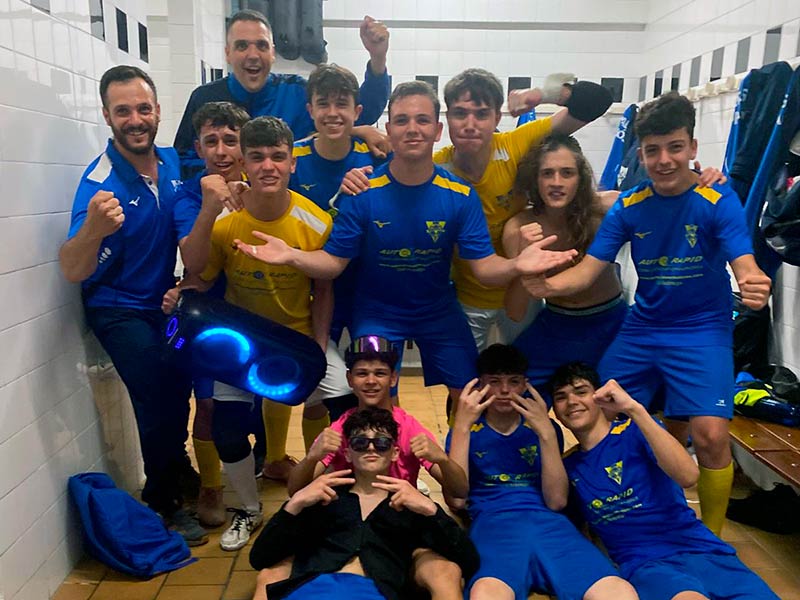 L'equip cadet del CFS Palamós. (Foto: Club Futbol Sala Palamós).