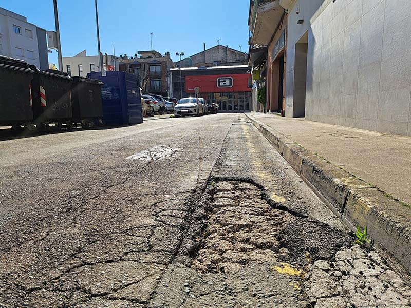 S'asfaltarà el carrer de Santa Bàrbara entre l'Avinguda de l'Onze de Setembre i Carmel. (Foto: Ajuntament de Palamós).