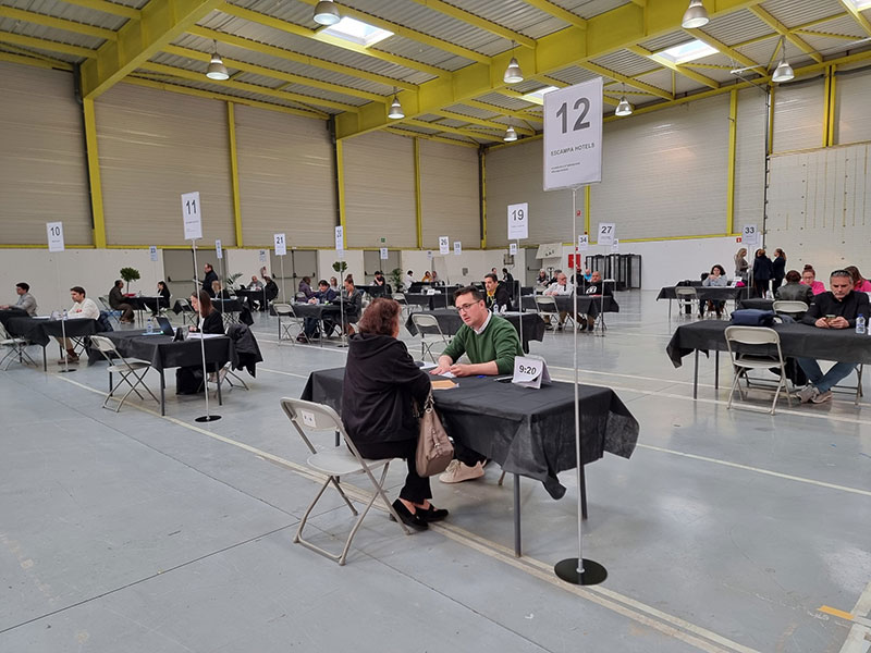 A l'Speed Dating es fan entrevistes de feina ràpides. (Foto: Ajuntament de Calonge i Sant Antoni).