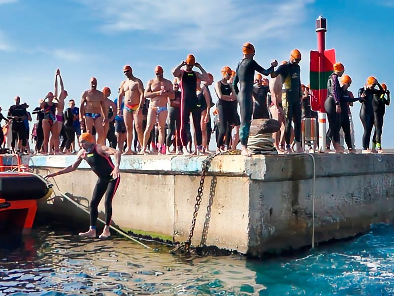 Imatge de la Travessia Badia de Palamós d'aquest passat diumenge. (Foto: Club Natació Palamós).