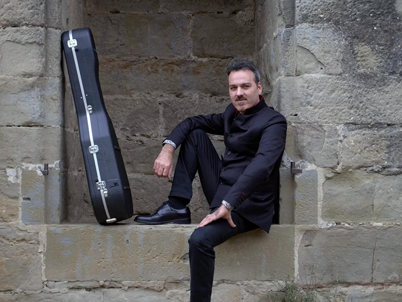 El guitarrista Lautaro Tissera Favaloro acturà a Palamós el 3 d'agost, dins del Festival de Guitarra Girona-Costa Brava.