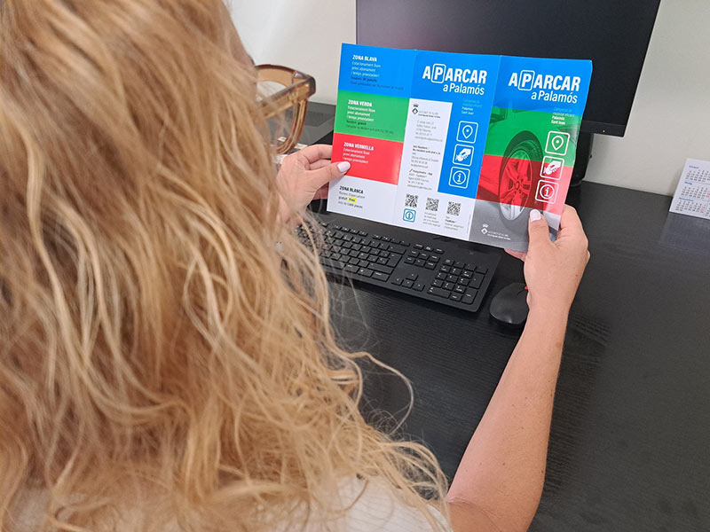 S'ha fet una primera tirada de 10.000 exemplars. (Foto: Ajuntament de Palamós).