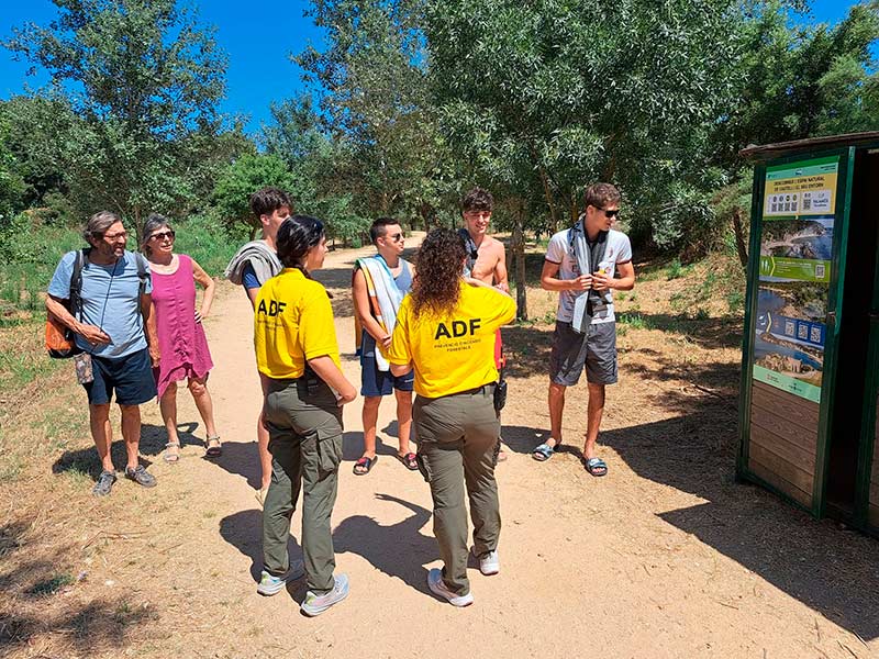 El punt d'informació i vigilància està gestionat per l'ADF Gavarres Marítima. (Foto: Ajuntament de Palamós).