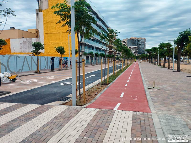 Aquesta tarda s'obrirà al trànsit el tram entre el carrer de Provença i d'Enric Vincke.
