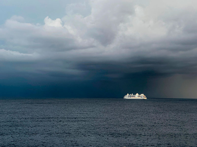 Imatge de la tempesta del passat dia 12 des del Far de Palamós. (Foto: https://x.com/meteopalamos_).
