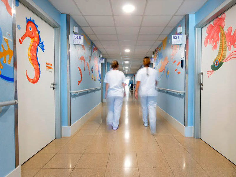 La cinquena planta de l'hospital de Palamós, en una imatge d'arxiu. (Foto: SSIBE).