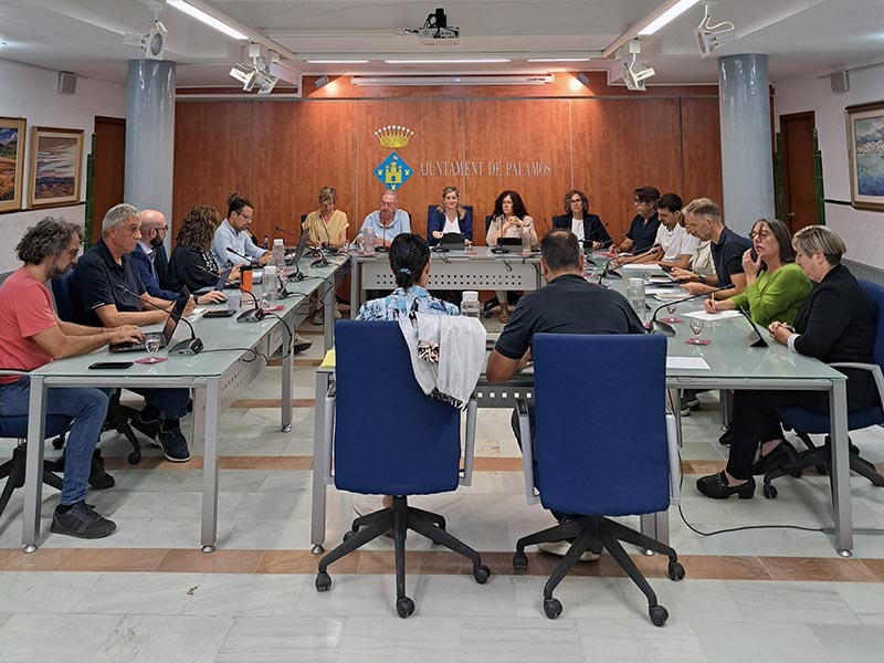 Imatge del Ple de l'Ajuntament de Palamós celebrat ahir. (Foto: Ajuntament de Palamós).